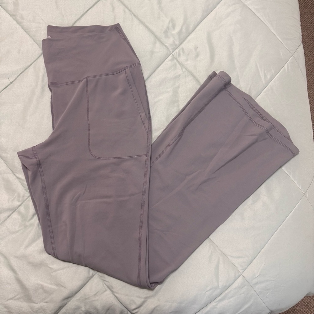 Grey yoga leggings